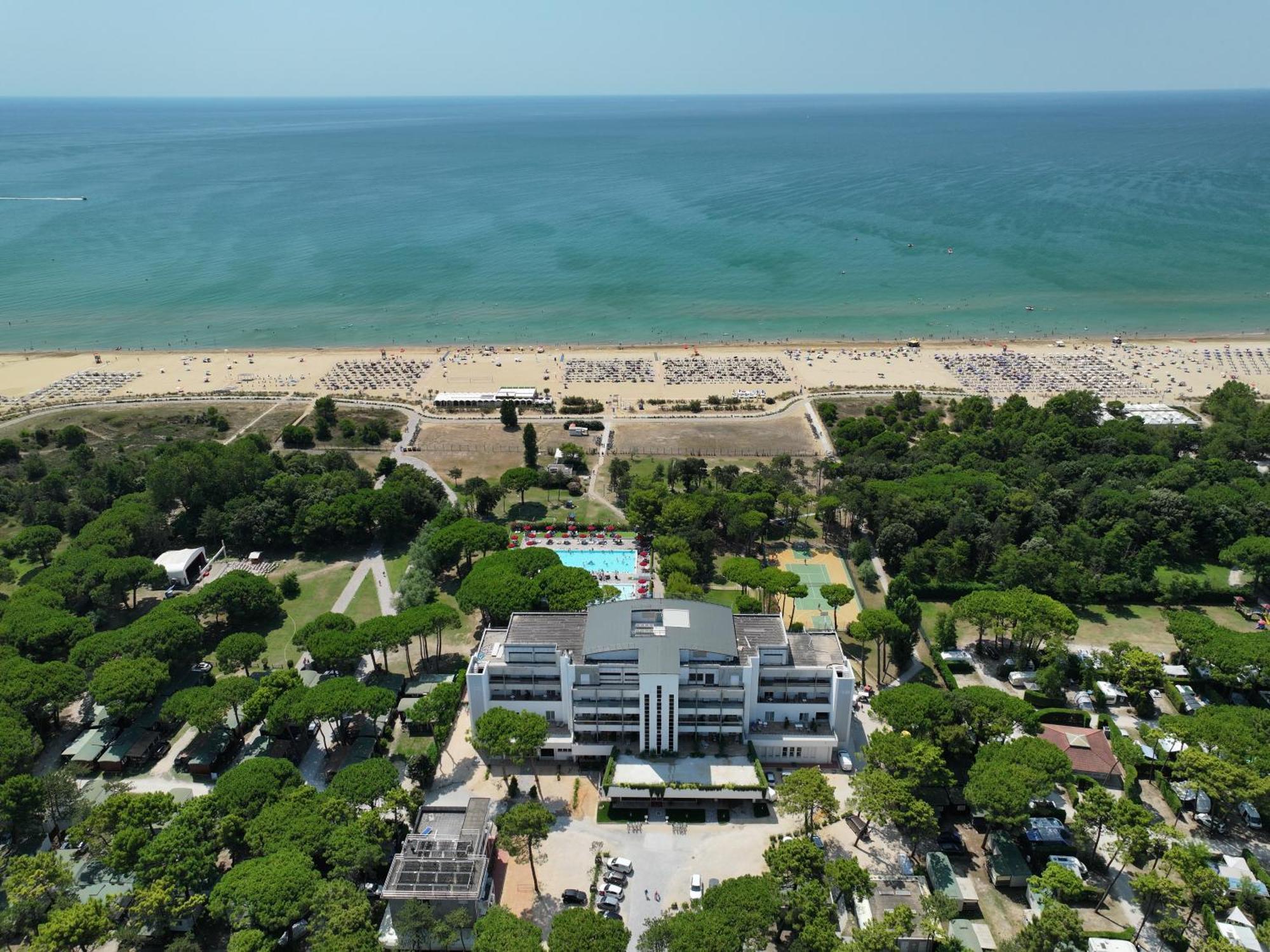 Il Tridente Hotel Бібіоне Екстер'єр фото